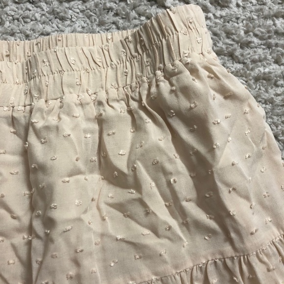 CREAM FLOWY MINI SKIRT - Picture 3 of 3